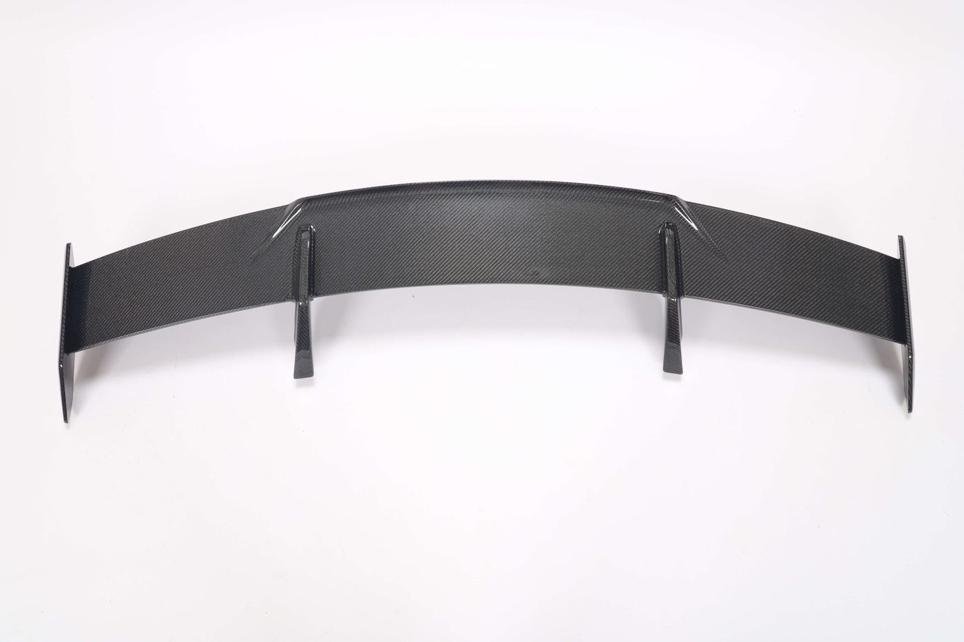 Carbon fiber rear racing spoiler for BMW G82 M4